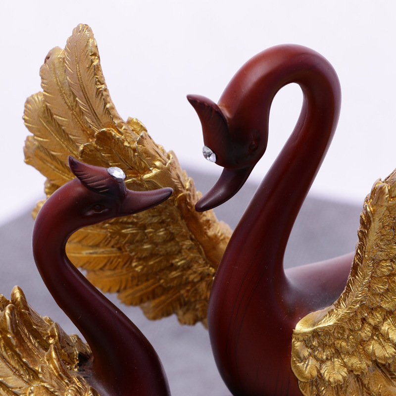 Manufacturers Wholesale Creative Resin Crafts Europe And The United States Sweet Love Lovers Swan Car Decoration Home Furnishings Item Picture