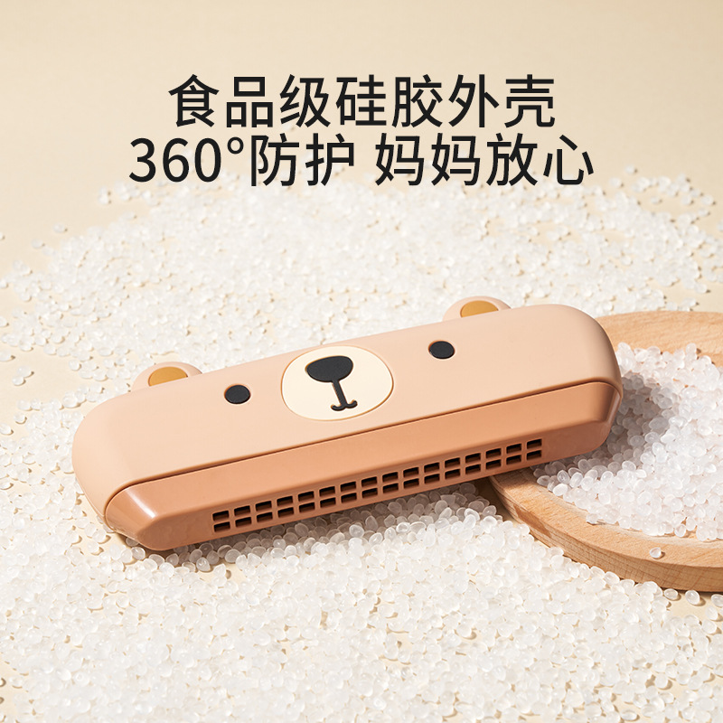 16-hole free-playing harmonica for children, a cute cartoon musical instrument toy for early education of babies details Picture