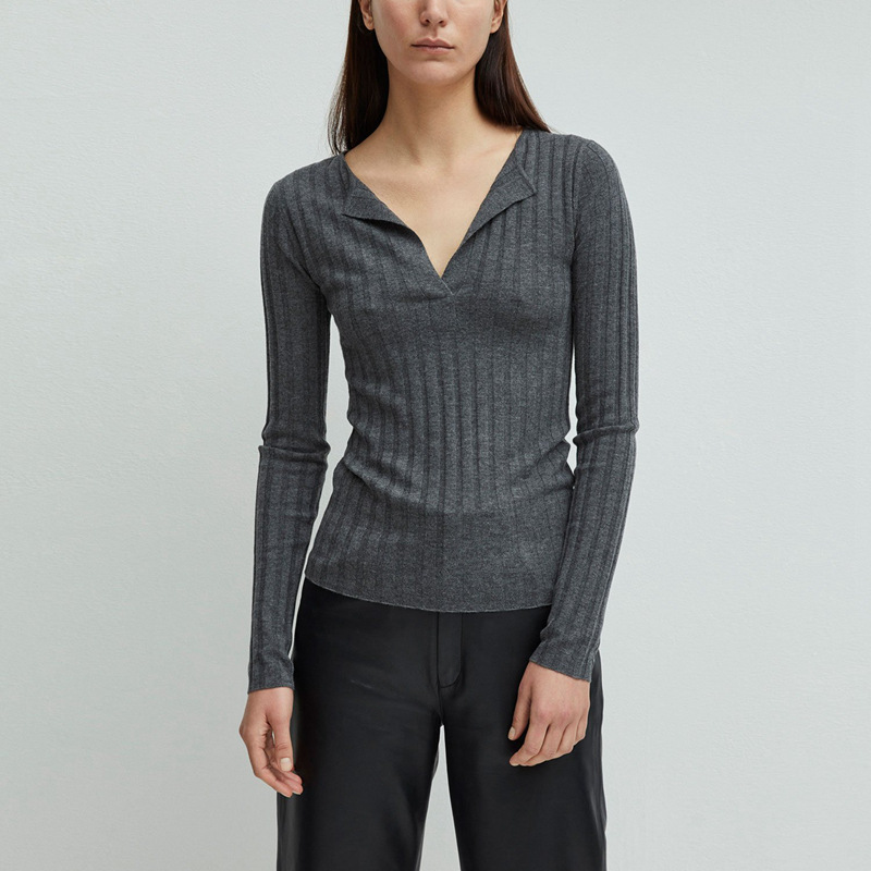 【 In Stock 】2022 Autumn and winter Silk cashmere semi-open-neck base top, slim-fit sweater, women's knitted sweater Specification image
