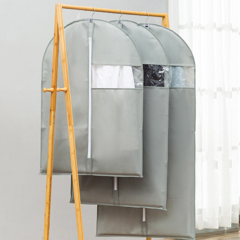 We sell peva clothing dust bags, suit covers, suit covers, non-woven fabric clothing bags and hanging bags in various specifications details Picture
