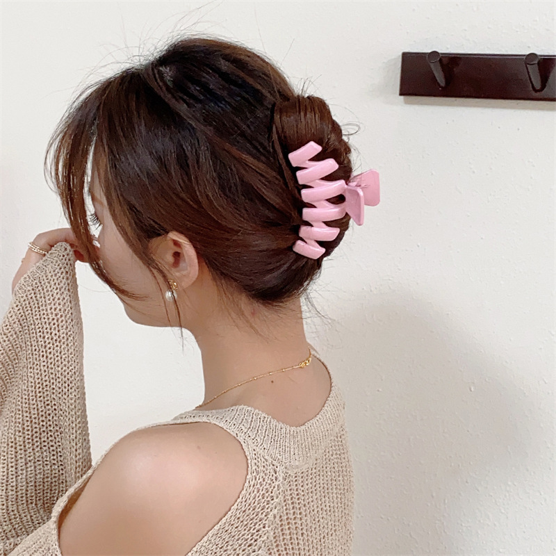 cream pink! Cream pink series resin gripper basic versatile hair clip for girls, back of the head hair clip details Picture