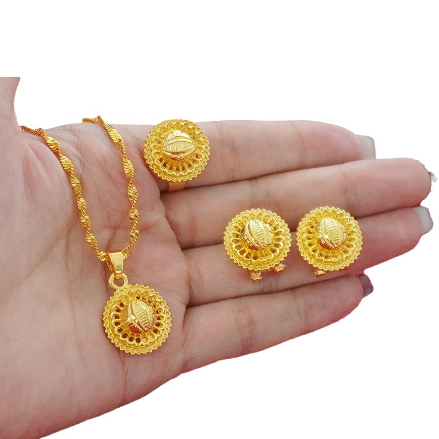 Wholesale cross-border Middle Eastern eye design gold-plated necklace, pendant, earring, three-piece jewelry set Item Picture