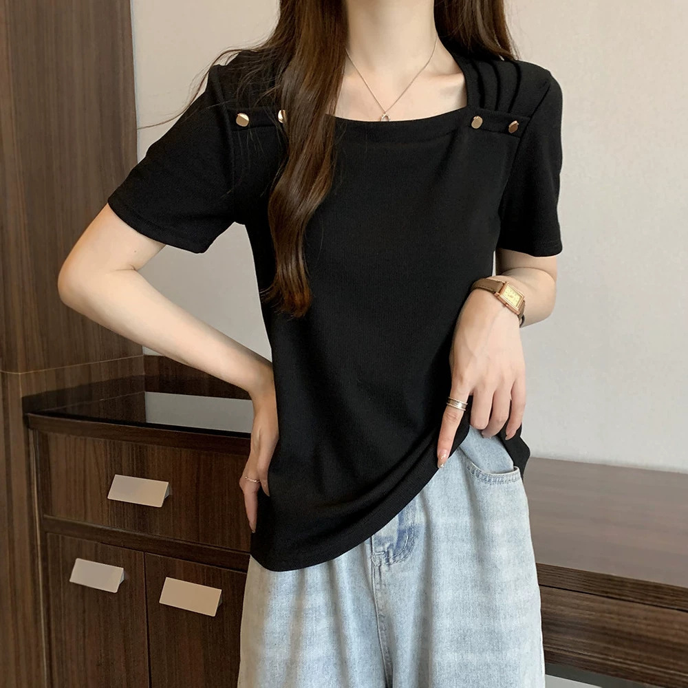 女式T恤实物图