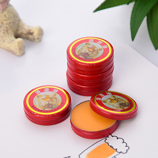 Summer cooling oil can prevent drowsiness, dizziness and heatstroke. Mint can prevent mosquito bites. Wind oil roll-on can relieve itching and drowsiness