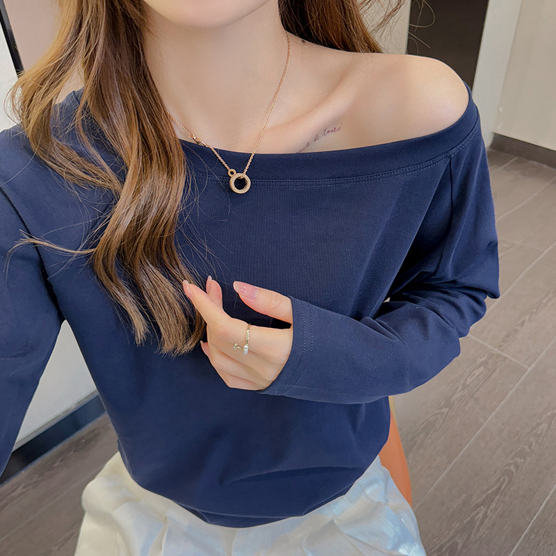 The new early spring and autumn off-the-shoulder design long-sleeved T-shirt for women's base layer is high-end and loose, and can be worn as an outer top Specification image
