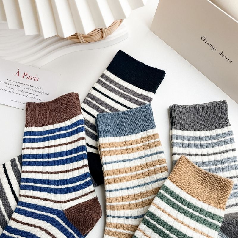 运动、休闲棉袜实物图