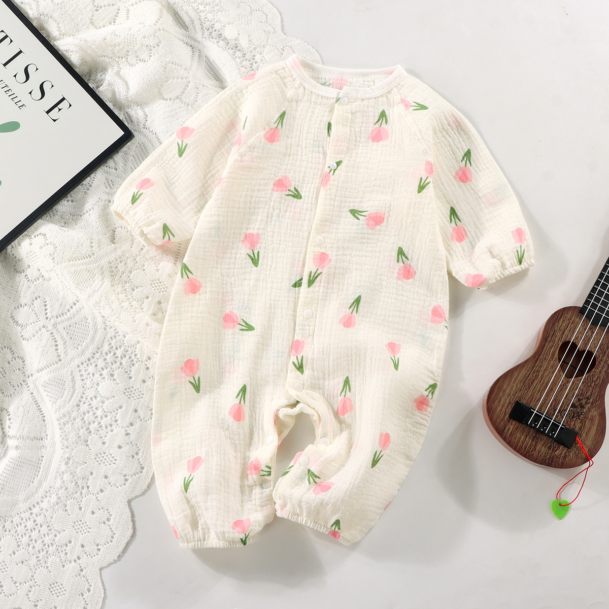 Boneless cotton yarn one-piece suit, cute cartoon crawling suit for newborn babies, close-fitting clothes for boys and girls, spring and summer pajamas Specification image