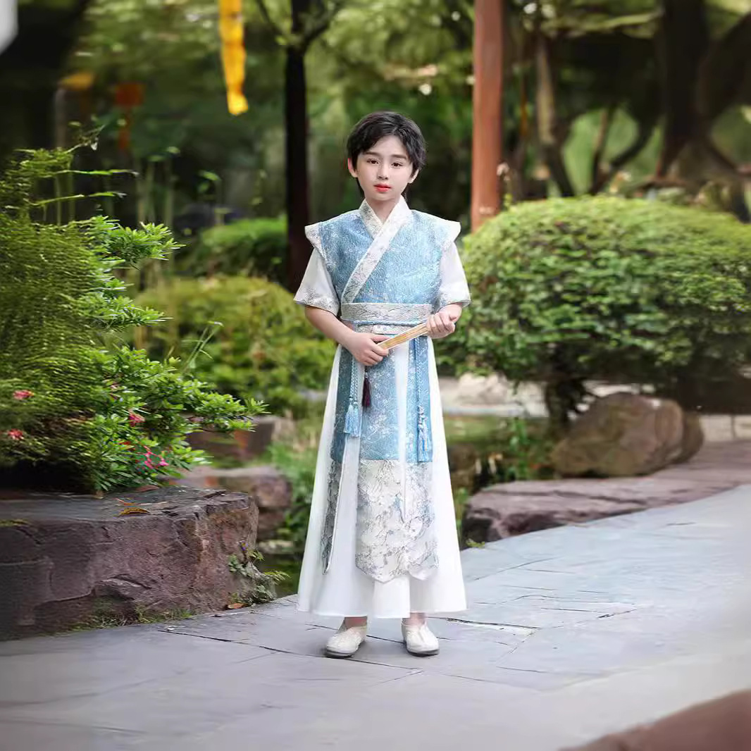 Chinese trend boys' Hanfu, children's spring and summer Tang suits, boys' Chinese-style cool ancient costumes, young masters' ancient-style flying fish costumes, performance costumes Application Scenario