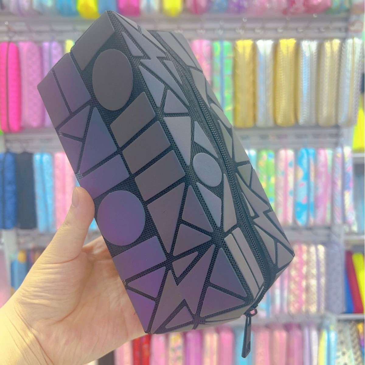 2025 Foreign trade Classic PU luminous Makeup Bag, diamond-patterned laser shooter handbag, laser storage bag, stationery box, pen case