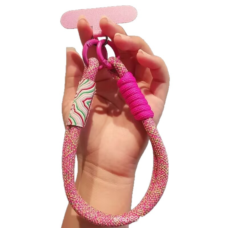 سلاسل حديثة حديثة الطراز ذات حبال قصيرة مقاوم للرمي في معصمها Item Picture