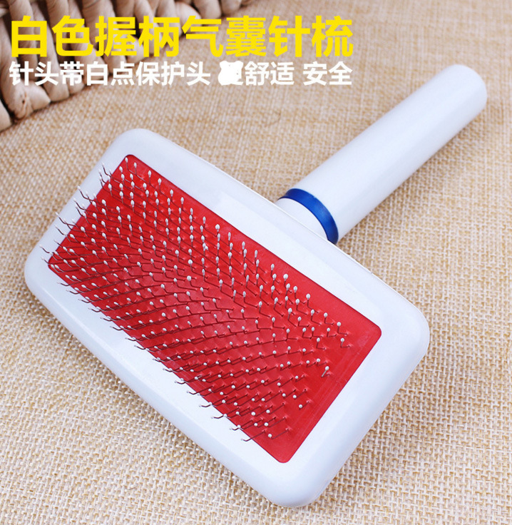 Clearance pet combs, cat massage hair removers, floating hair removal brushes, needle combs, dog self-cleaning hair removers, row combs Item Picture