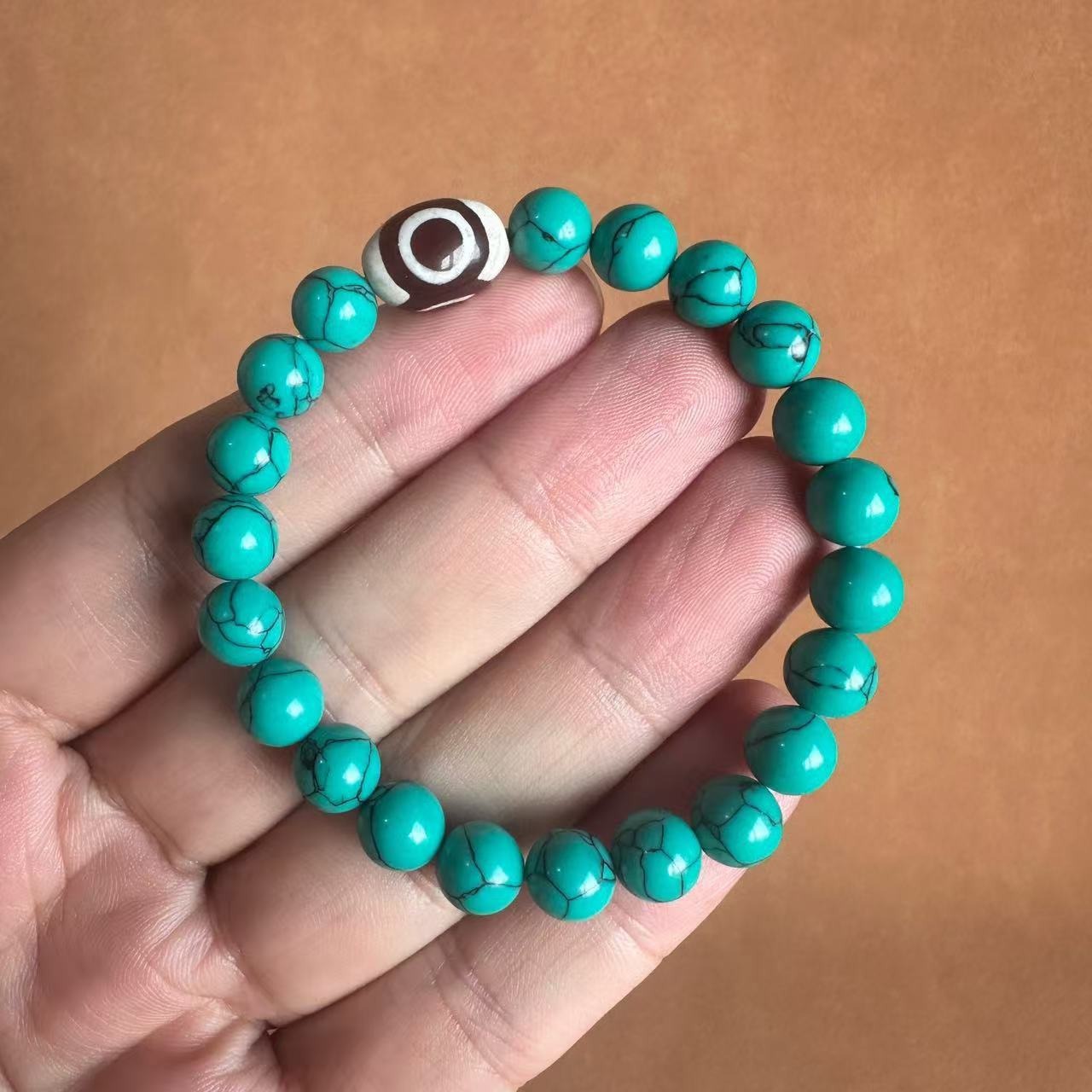 Original design, retro Tibetan-style bracelet, turquoise prayer beads bracelet, ethnic style, wholesale of Tibetan men's and women's cultural and artistic accessories, natural crystal bracelet plate, aquamarine bracelet, golden jewelry bracelet, exquisite bracelet Specification image