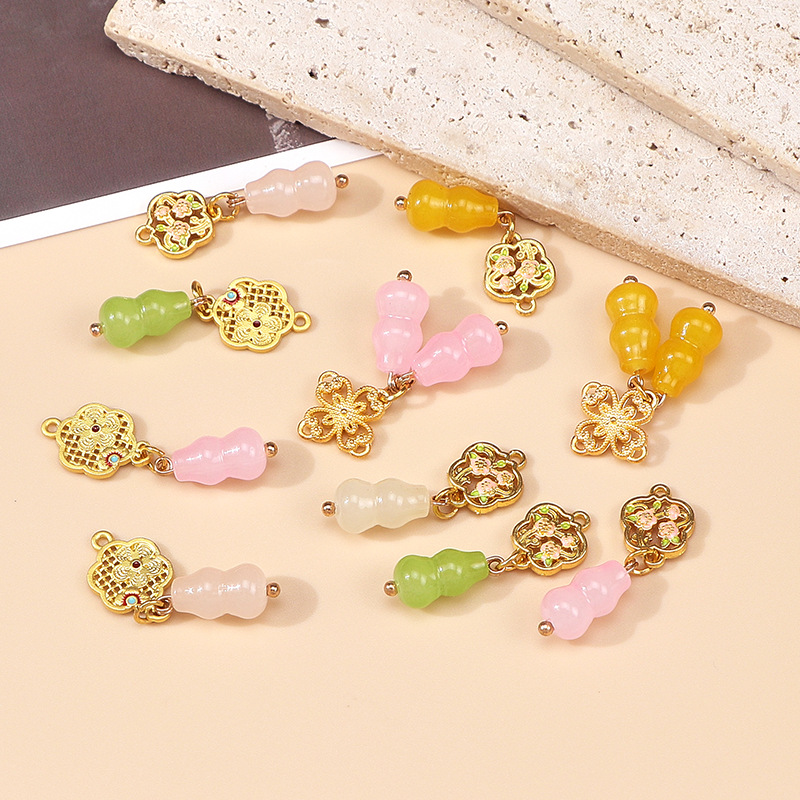 发饰服装饰品/树脂钻球/挂件/M字吊钟调节扣/925银钩产品图