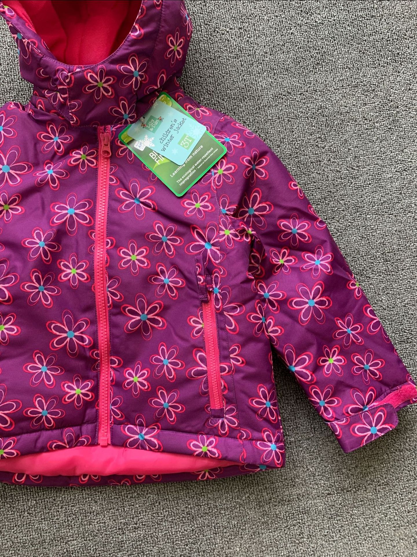 Girls' coats, winter clothes, new winter windbreakers for children, and the trend of children's one-piece cotton-padded jackets