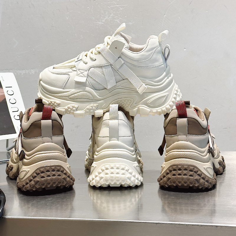 女式休闲单鞋实物图