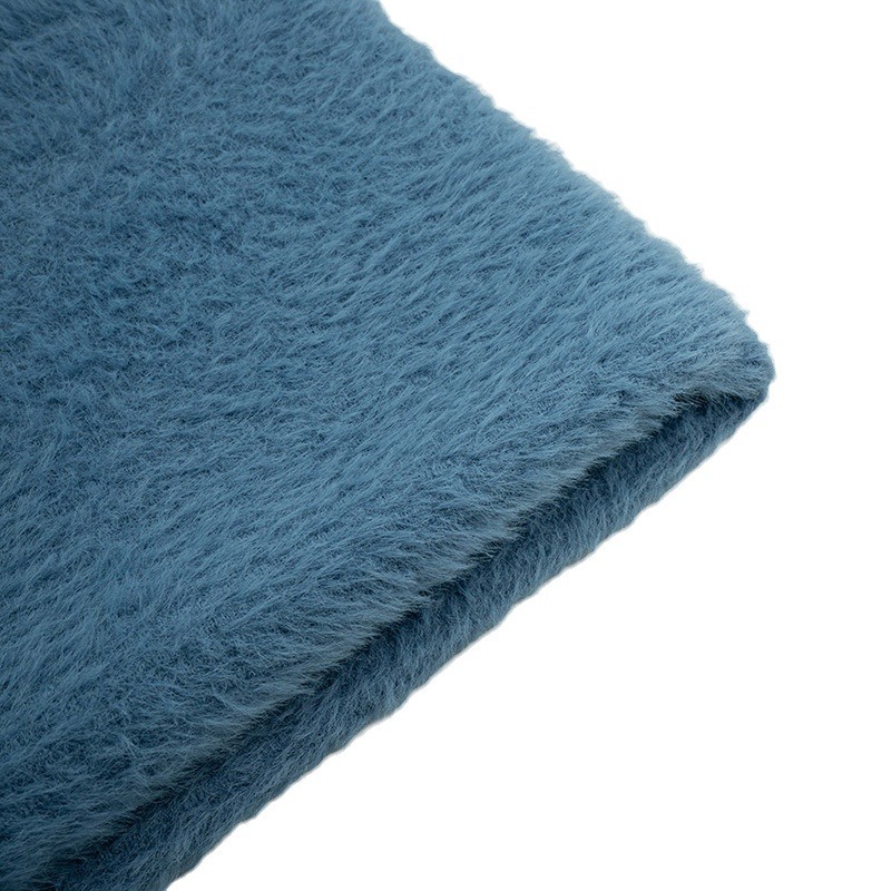 New autumn and winter knitted fabric, plush sweater, fashion fabric, ferrety fleece, mohair and fur fabric Item Picture