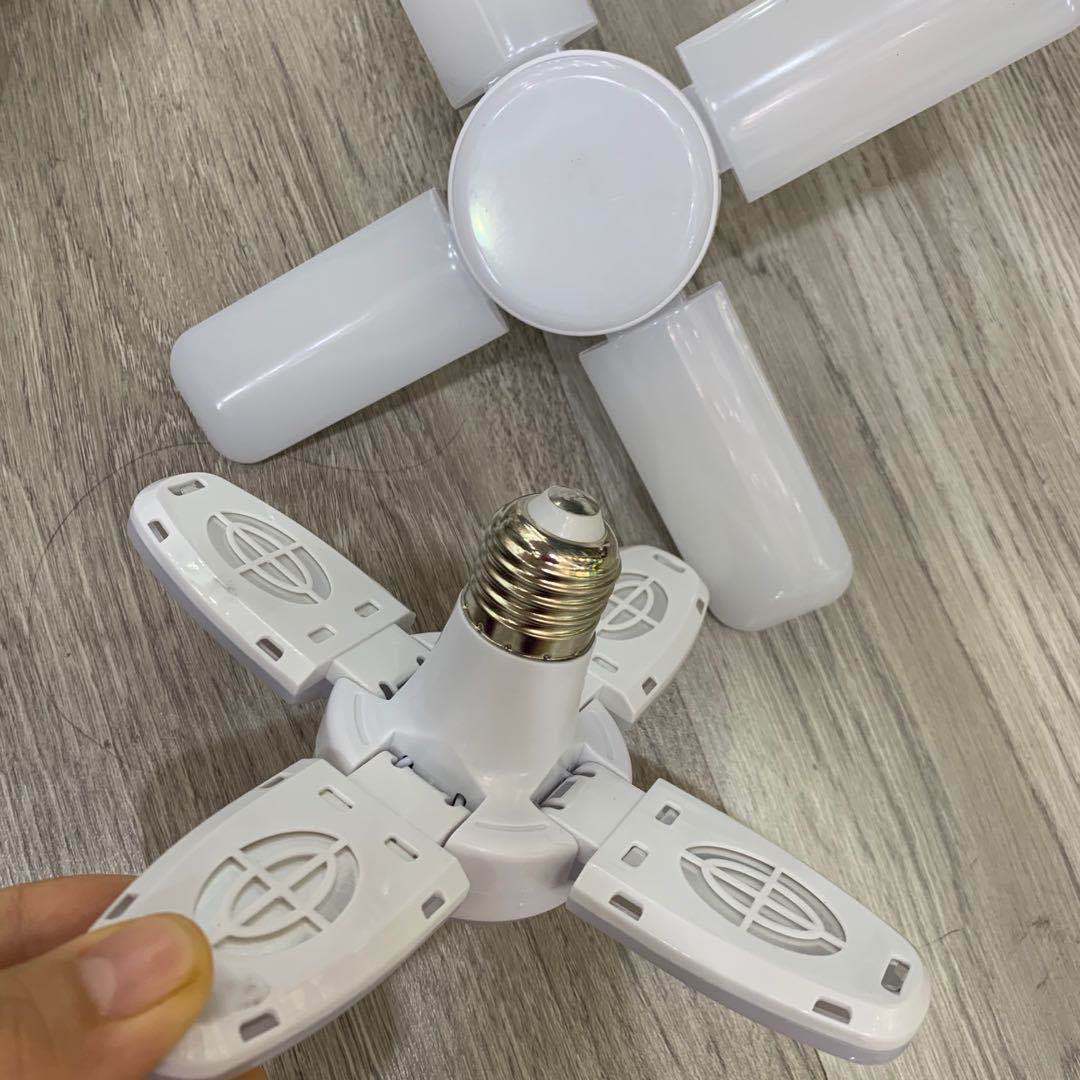 Folding lamp, led three-leaf lamp, four-leaf lamp, leaf bulb, night market constant current wide voltage, new type for export supply details Picture