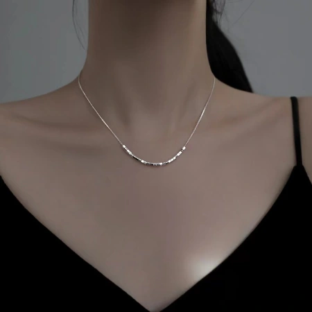 Silver square titanium steel collarbone chain Women's Summer 2022 new trendy brand cool accessory simple and cold style hot girl necklace Silver square titanium steel collarbone chain Women's Summer 2022 new trendy brand cool accessory simple and cold style hot girl necklace