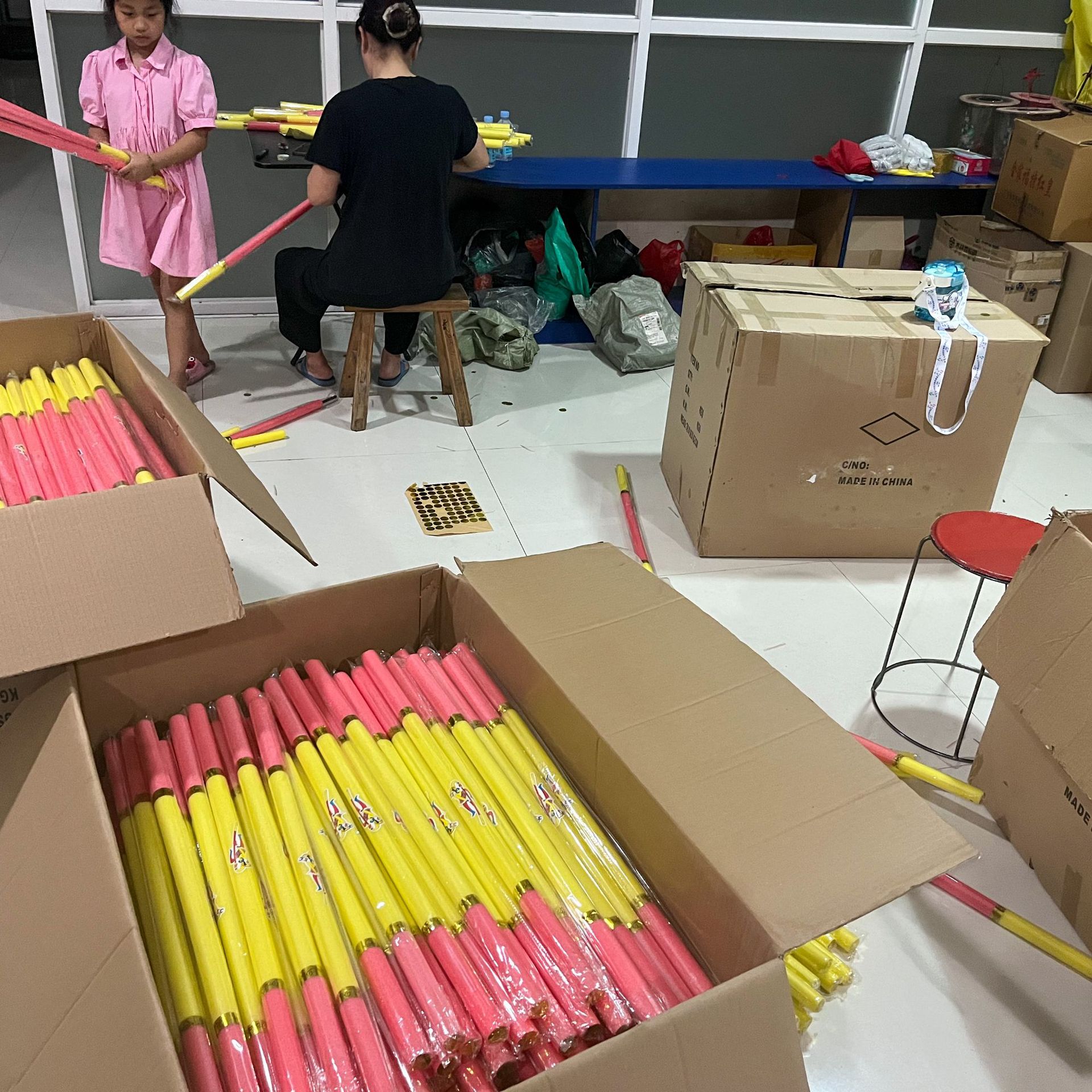 Factory a generation of children's toys golden Cudgel soft environmental foam sponge Sun Wukong props Golden cudgel Application Scenario