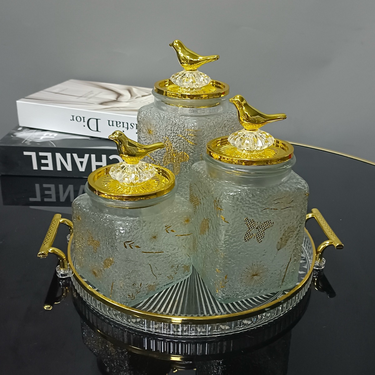 High-quality appearance level glass sealed jars for export, European-style glass with LIDS Specification image