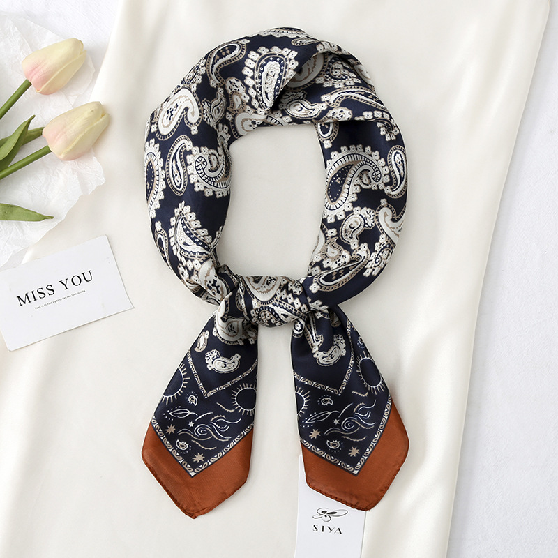 Spring South Korea New Cashew Flower Small Square Scarf Temperament Thin Fashion Decorative Small Scarf Summer Headband All Matching Scarf Application Scenario