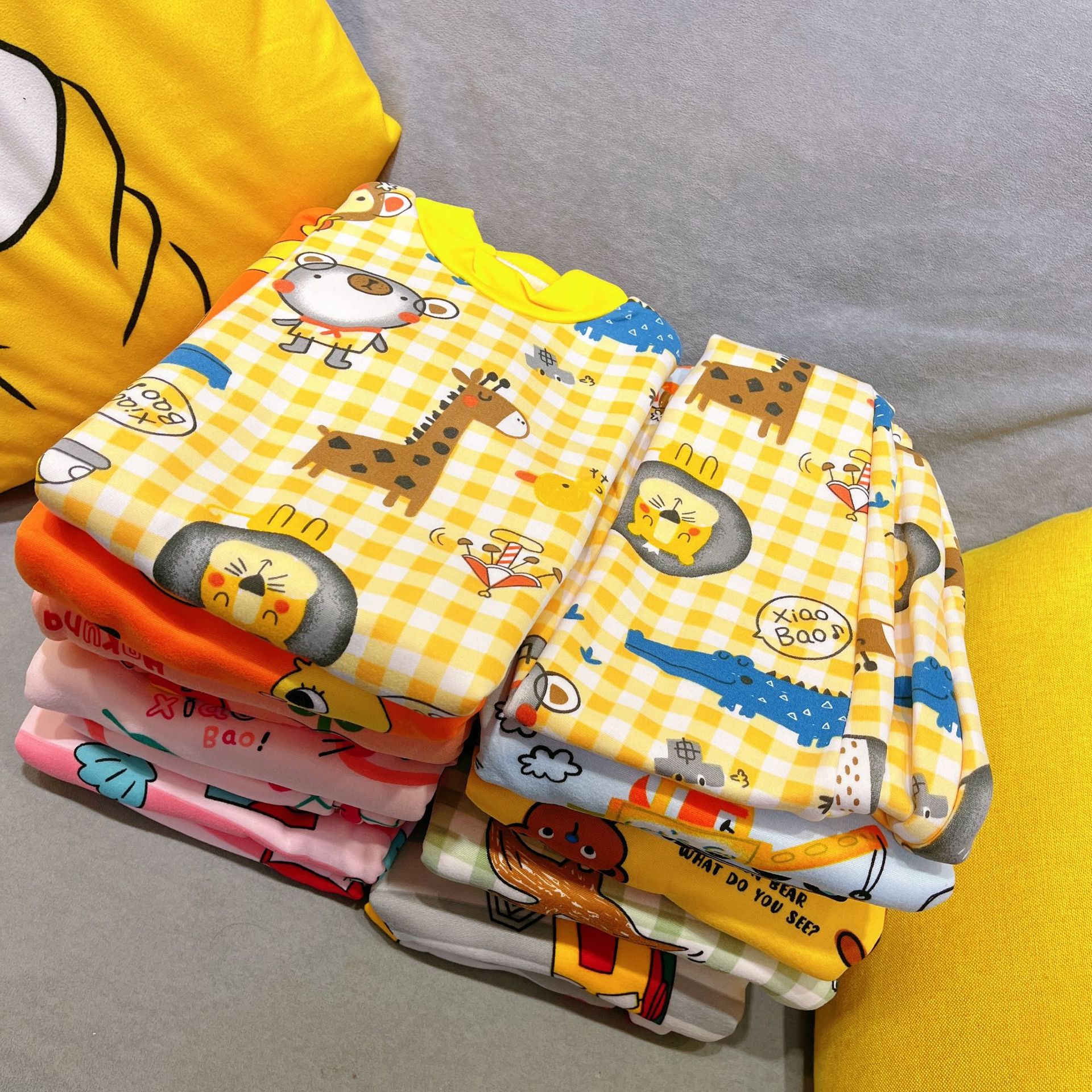 2022 New Children's fleece and thickened thermal underwear set, rose gold fleece for boys and girls, elastic mid-collar home wear Specification image