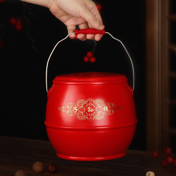 A comprehensive collection of wedding supplies for descendants, including the bride's dowry, the bride's dowry, the red bucket, and the small toilet for the wedding Item Picture