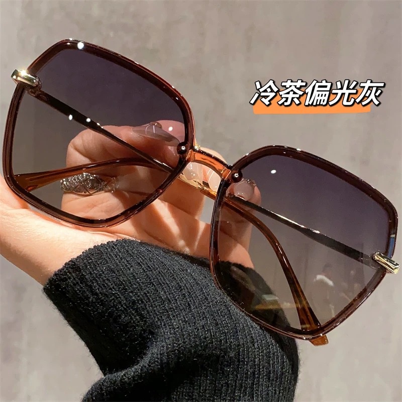 Large-framed square face sunglasses for women, new high-end look, small face, UV protection, sun protection, polarized sunglasses 8175 Specification image