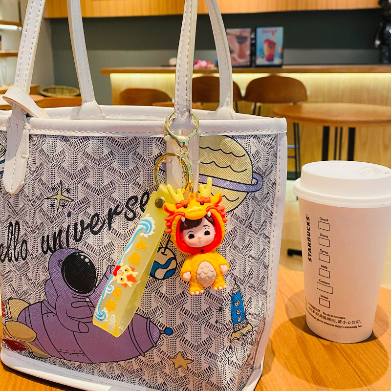 Wholesale of creative national trend little dragon figures, cartoon fashion, keychains, schoolbags and pendants for the Year of the Dragon, exquisite New Year small gifts Application Scenario