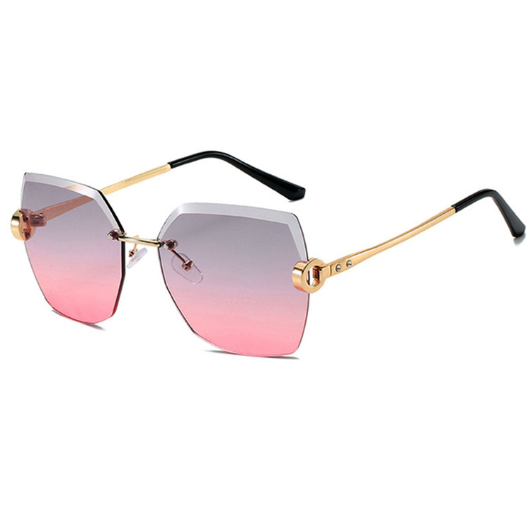 New Korean-style trendy sunglasses, frameless cut-edge crystal sunglasses, simple anti-ultraviolet diamond-encrusted sunglasses for women Application Scenario