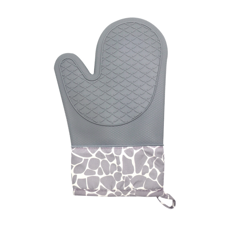 New baking oven microwave oven gloves Kitchen deer print thick silicone gloves thermal insulation non-slip multi-purpose gloves Item Picture