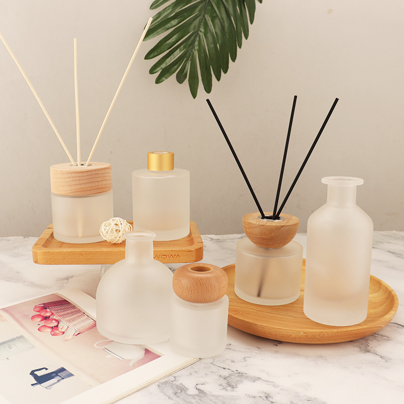 现货新款磨砂玻璃香薰瓶无火藤条香氛瓶玻璃扩香瓶家居装饰摆件