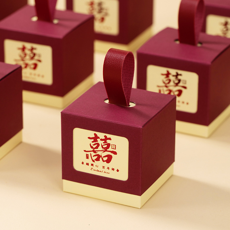 2025新款糖盒结婚喜糖盒子高级感婚礼糖果盒手提喜糖袋小礼盒空盒