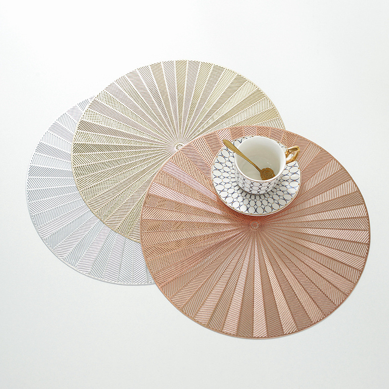 Womei European-style light luxury round table mat ins simple PVC hollowed-out waterproof, heat-resistant, oil-resistant, anti-slip, wear-resistant and heat-insulating tablecloth Western table mat