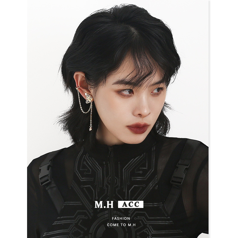 Butterfly ear clips, chain earrings, women's tassels, hollowed-out rhinestone earrings, new niche and light luxury style, design sense ear studs