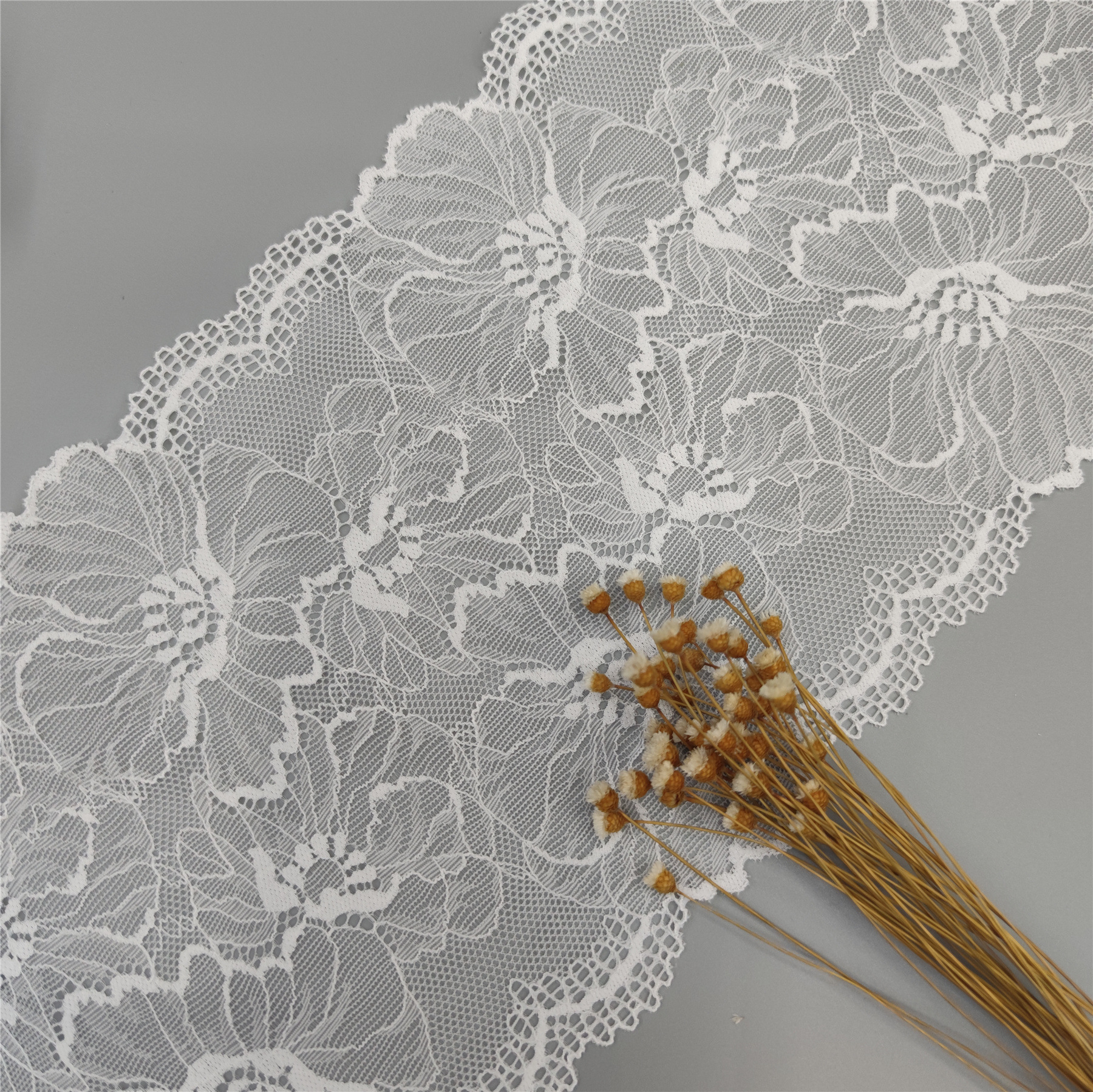 19.5cm lace elastic trim, skirt hem, children's wear, wedding dress, decorative hem, clothing trim, lace edge Application Scenario