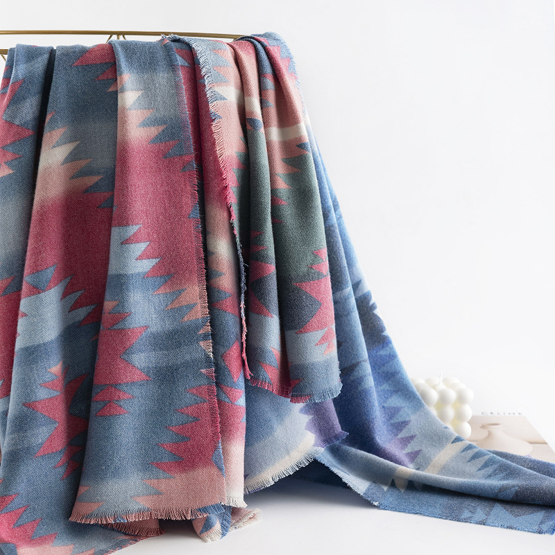 Winter New Pattern Imitation Cashmere Scarf Literary And Vintage Scarf Women Warm And Cold Bibbing Fashion Shawl Application Scenario