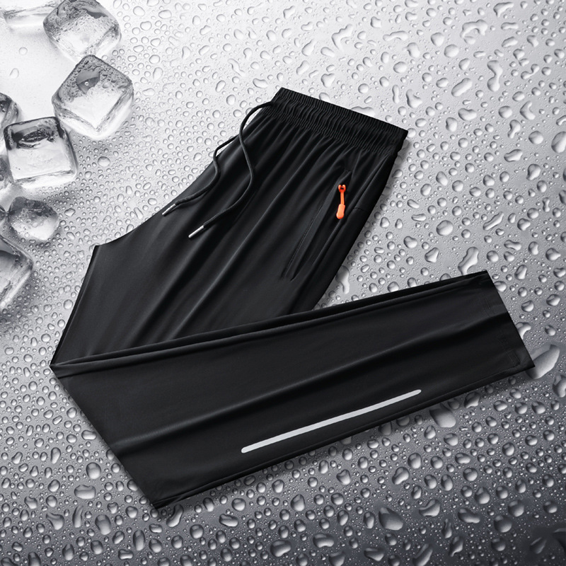 2023 Ice Silk Pants for men's summer, large-sized loose sportswear pants, men's pants, drape casual pants, elastic tapered pants Application Scenario