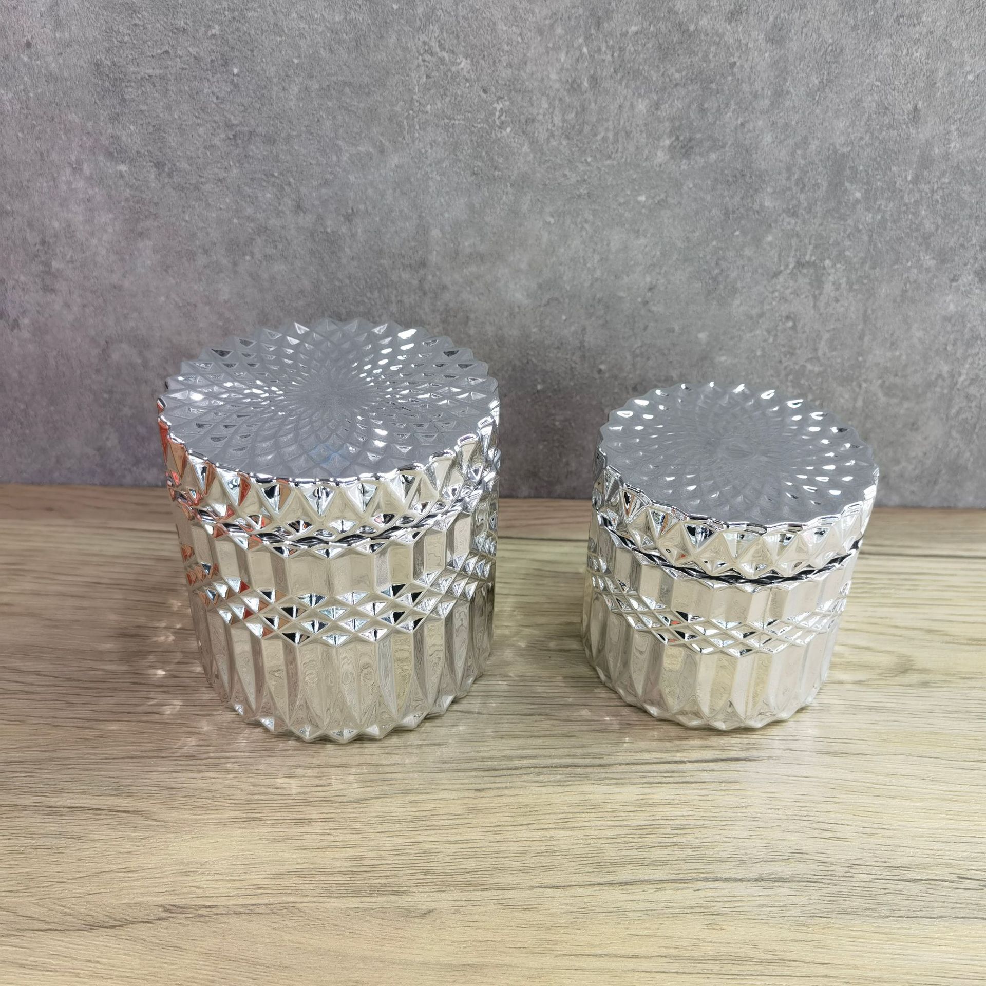 Light Luxury Retro Glass Pen Holder Glass Storage Box Glass Candy Jar Glass Ashtray Glass Jewelry Box Specification drawing