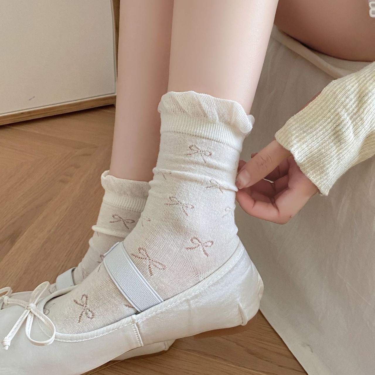 无骨袜子女薄款镂空中筒袜蝴蝶结芭蕾风女袜日系泡泡口花边堆堆袜