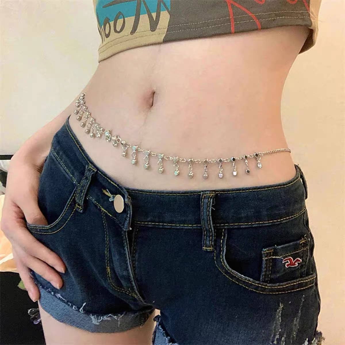 Water diamond waist chain for women's summer decoration, sexy body, fine chain with skirt, necklace, ankle chain, belt, women's accessories Application Scenario