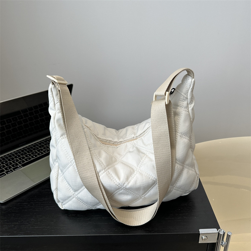 箱包/包挂件女可爱/俄罗斯/毛线编织包/小包细节图