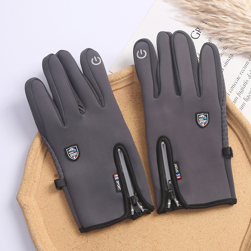 New Autumn And Winter Touch Screen Gloves Cycling Men's And Women's Fleece Outdoor Skiing Warm Waterproof Zipper Cross-Border Lovers Wholesale Application Scenario