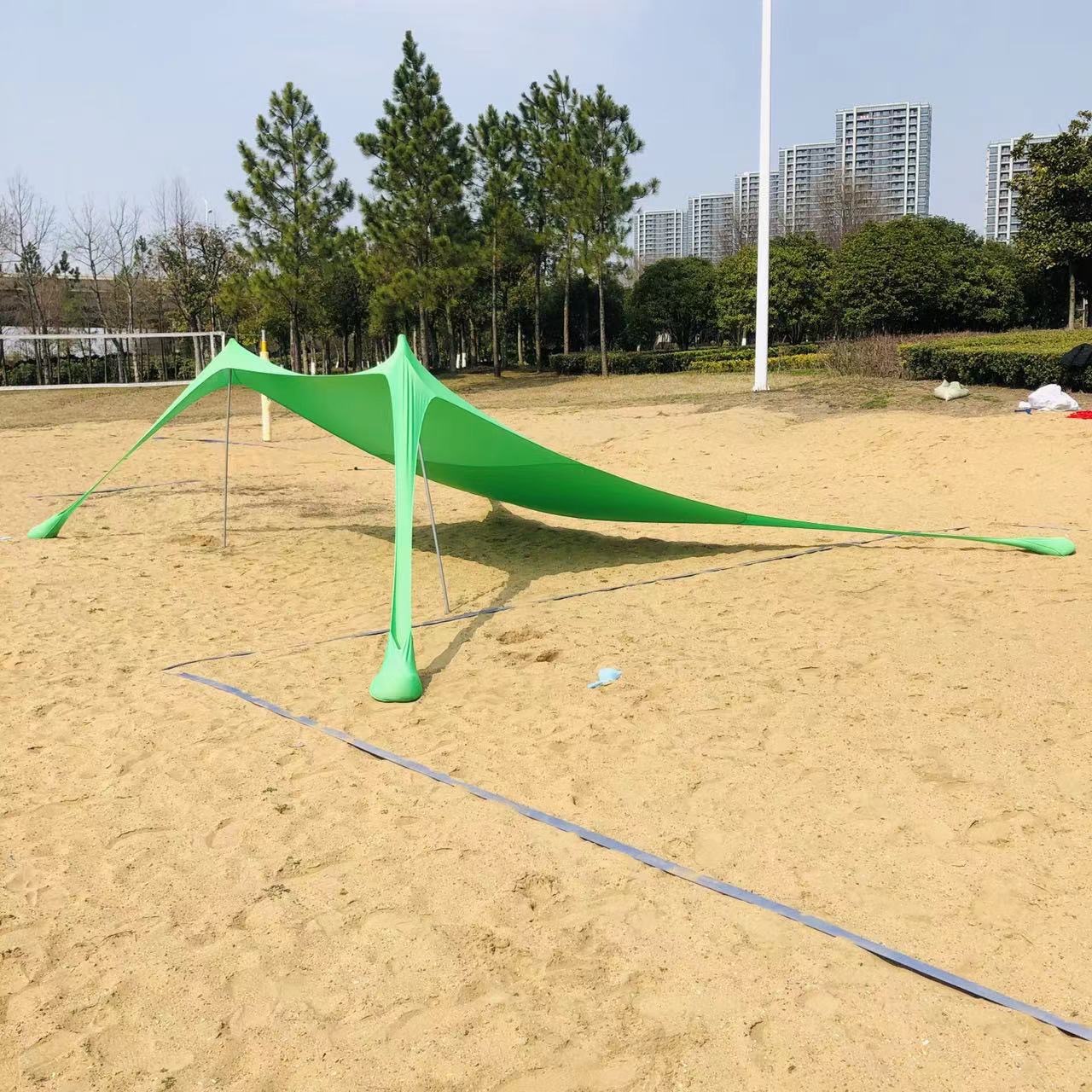 Upgrade the outdoor portable Leica one-piece canopy for beach sun protection, shading, cooling, fishing and camping details Picture