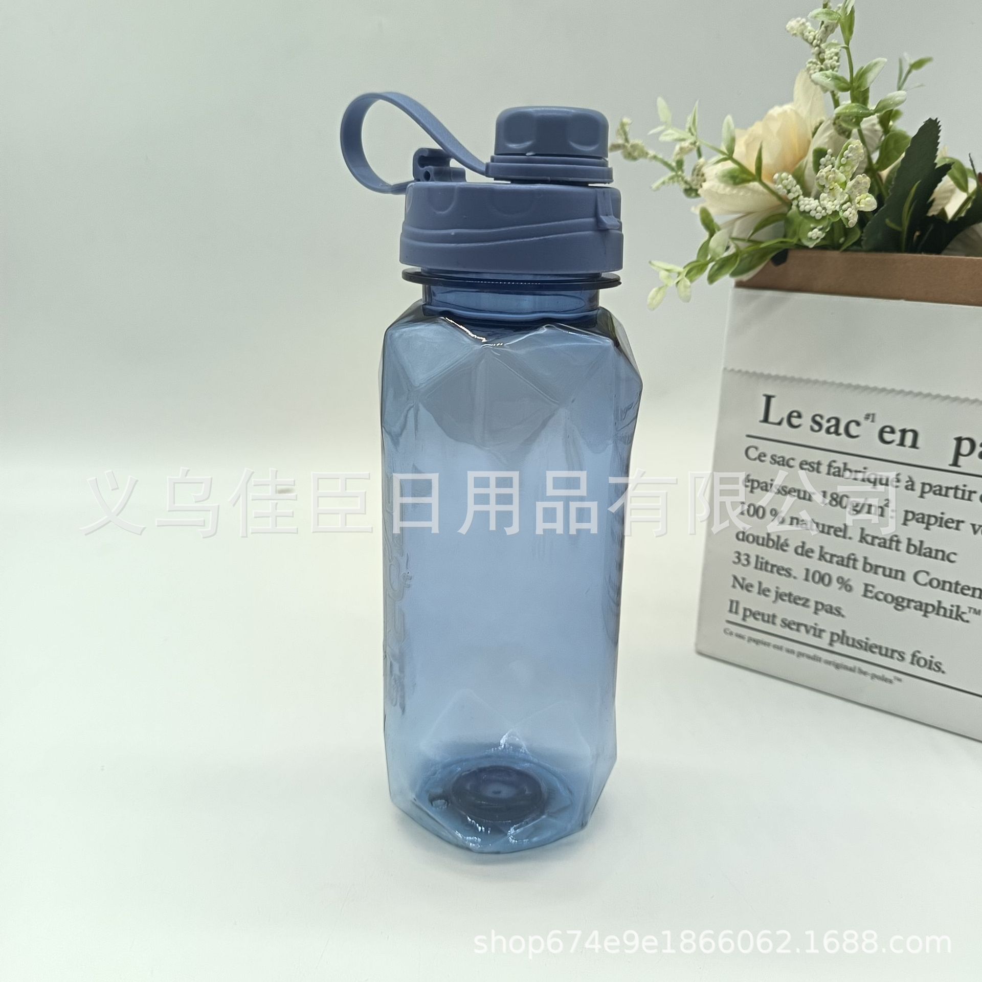 Sports water bottle, outdoor portable fitness water cup, space cup, hand-held, minimalist letter pattern boys' space cup wholesale Specification drawing