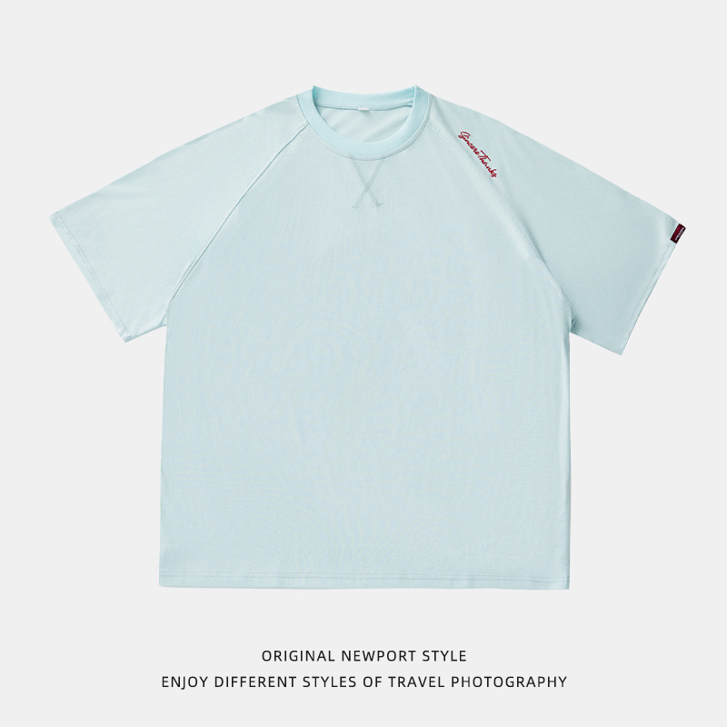 A new summer style of men's short-sleeved T-shirt with a contrasting color and letter-embroidered texture, featuring an American-style neckline and pure cotton casual shirt Item Picture
