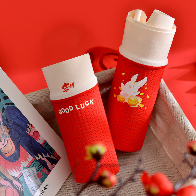 Ladies' red plus-size underwear, high-waisted, belt-cinching, hip-hugging, plump mm, 200 pounds, Year of the Rabbit, pure cotton crotch breathable triangle pants details Picture