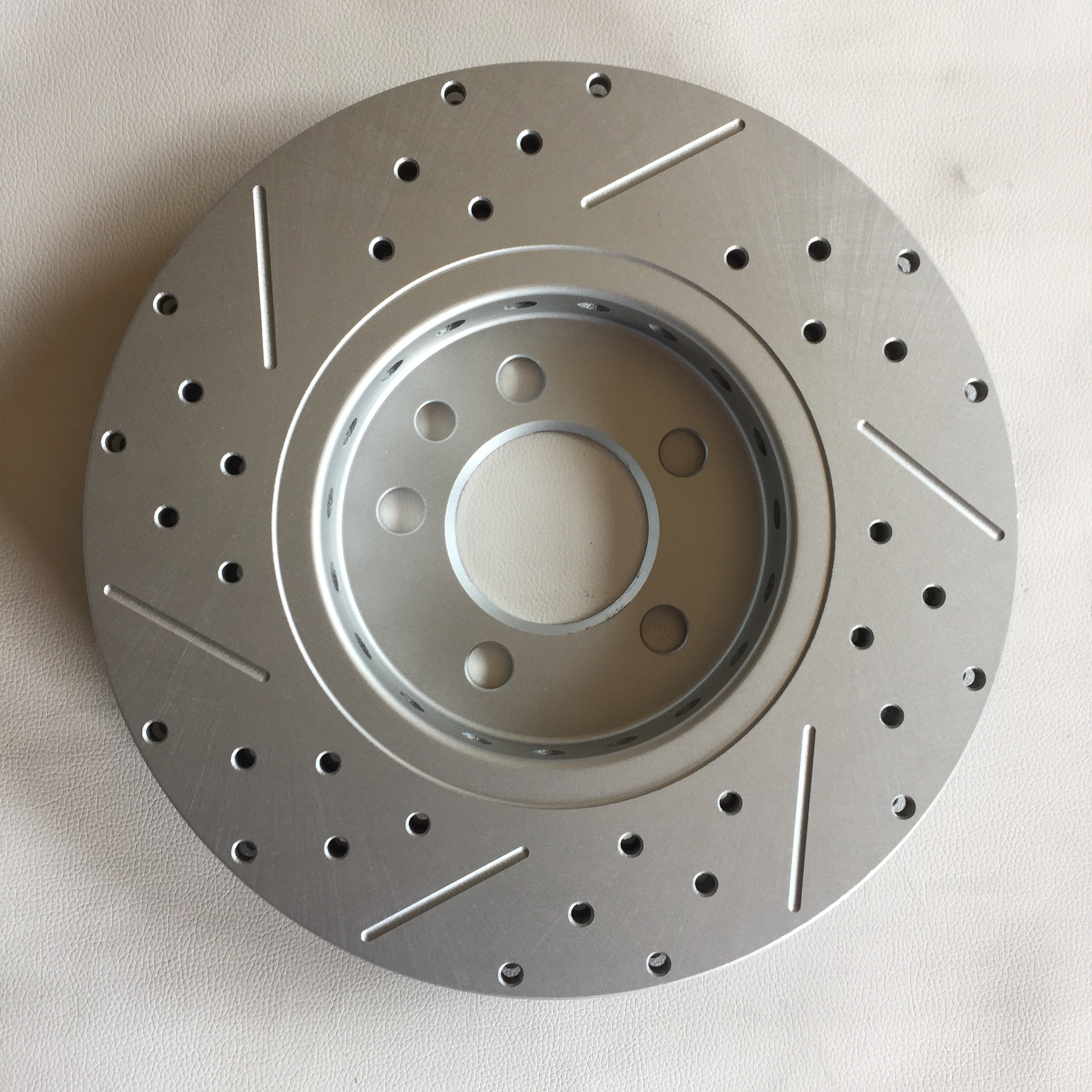 Gbd90844 Is Applicable To Nanjing Mg 7, Roewe (Shanghai Roewe)550 E550, Mg (Saic)550 Application Scenario