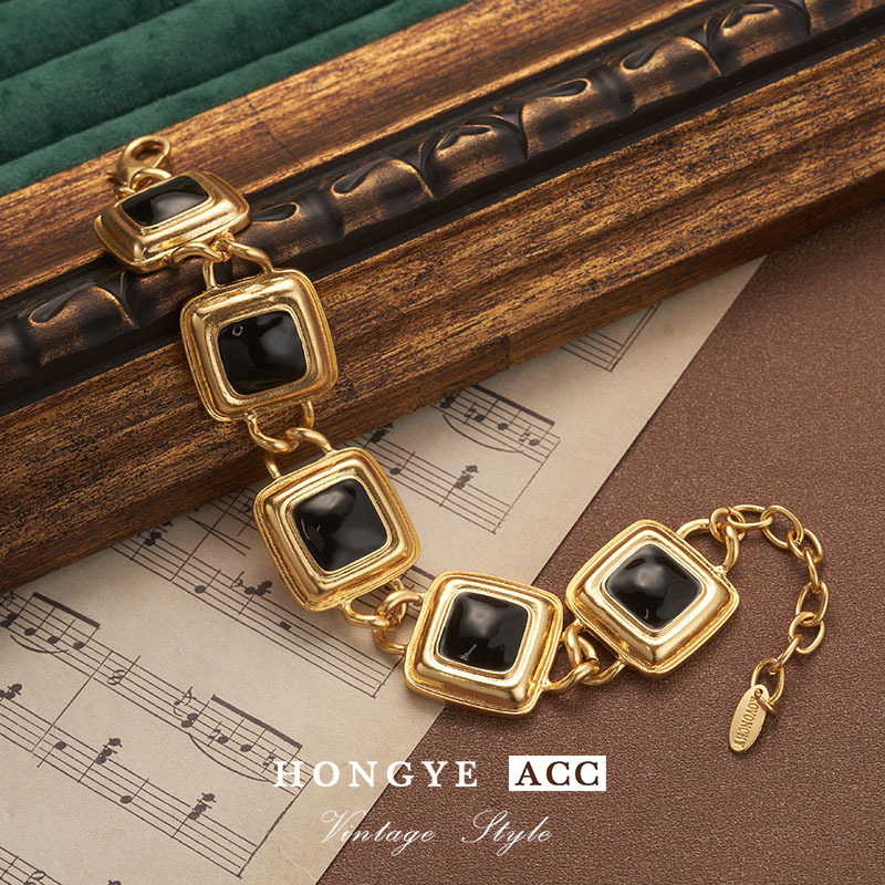黑色几何饰品不掉色中古Vintage时尚轻奢高级感手链小众女士手饰