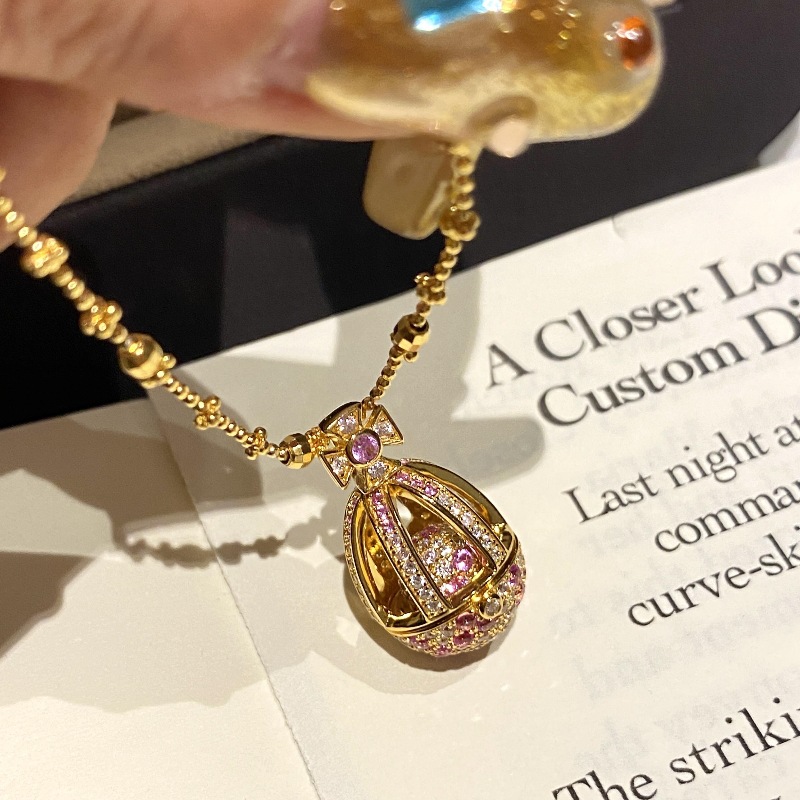 French light luxury retro peach pink Easter egg necklace with a flip lid and studded with diamonds, exquisite and versatile, high appearance level collarbone chain Specification image